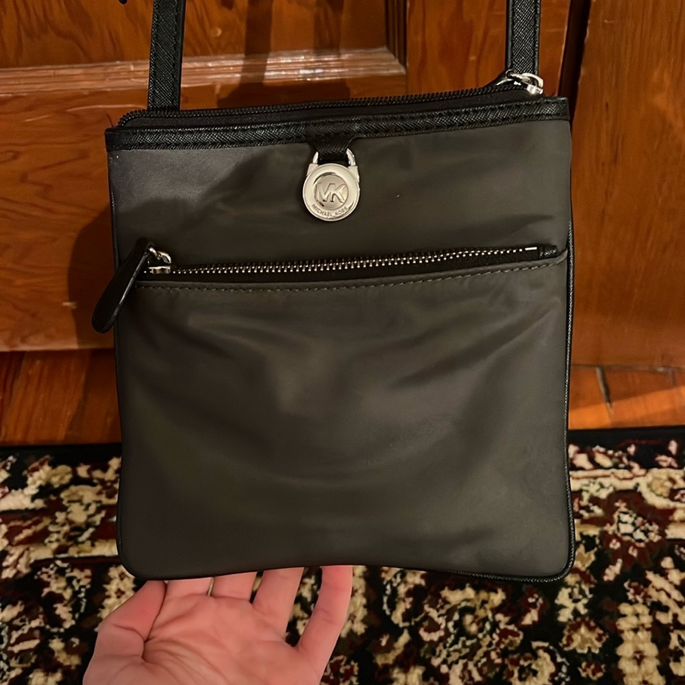 Michael Kors Crossbody Bag